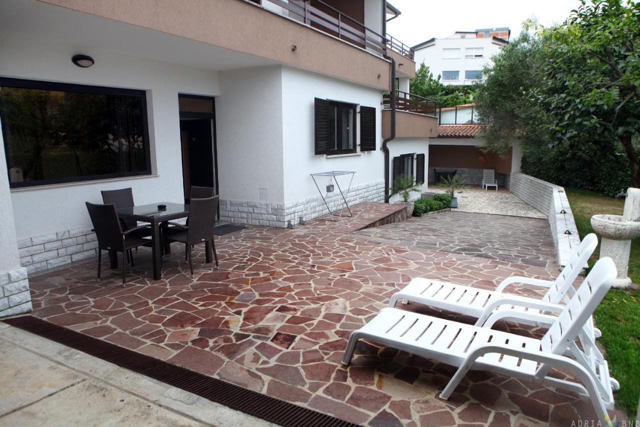 Spacious Izola Apartment Sl Bagian luar foto