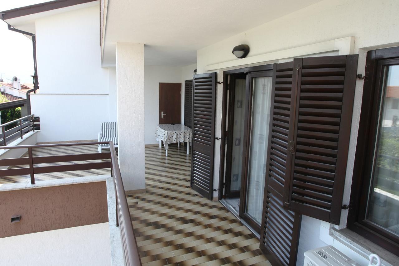 Spacious Izola Apartment Sl Bagian luar foto